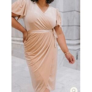 Ivy City Co Lillie Dress Champagne Velvet Wrap Flutter Sleeve Romantic Womens M
